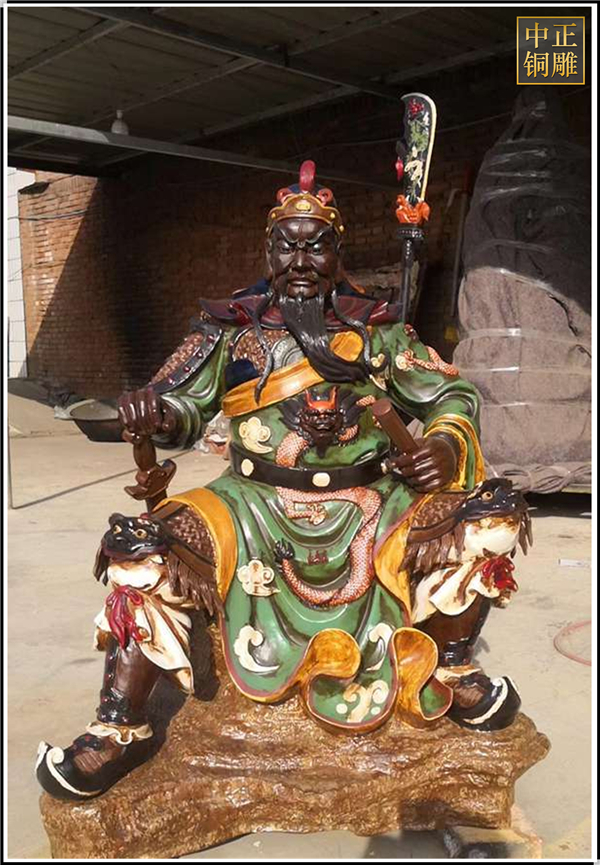 彩繪坐像銅關(guān)公鑄造.jpg 彩繪坐像銅關(guān)公鑄造.jpg