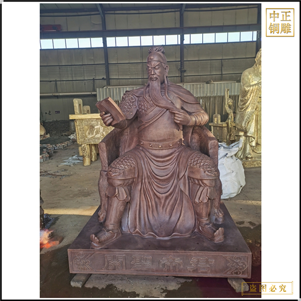 21.銅雕關(guān)公神像價(jià)格.jpg 21.銅雕關(guān)公神像價(jià)格.jpg