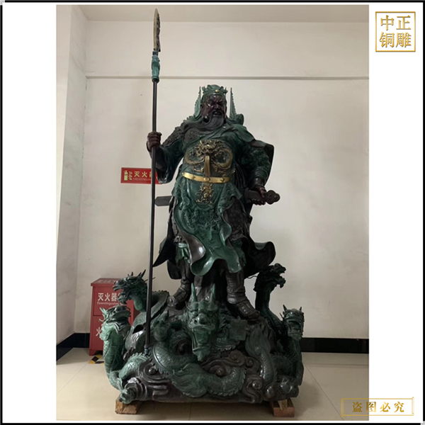 23.持刀關(guān)公雕塑.jpg 23.持刀關(guān)公雕塑.jpg